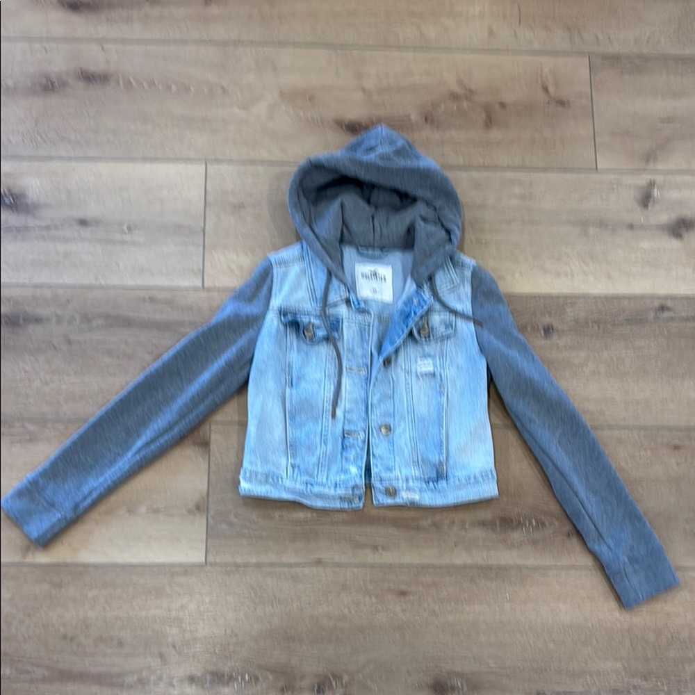 Hollister XS Hooded Jean Jacket